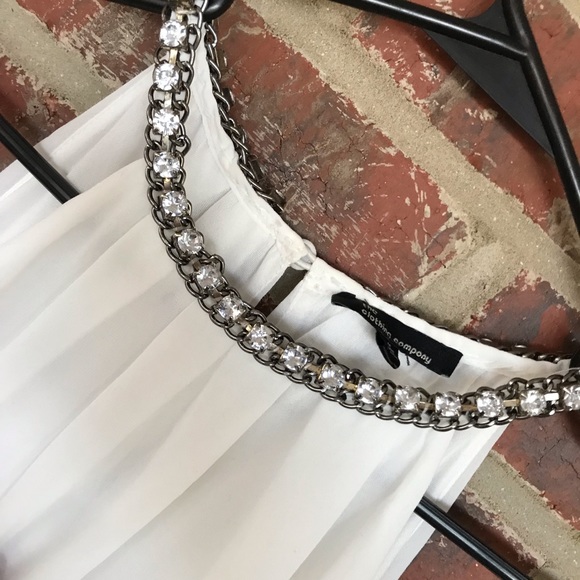 Dress - Picture 3 of 4